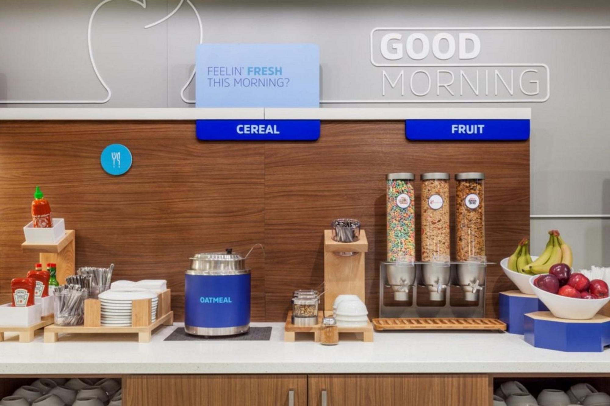 Express & South By Ihg Hotel